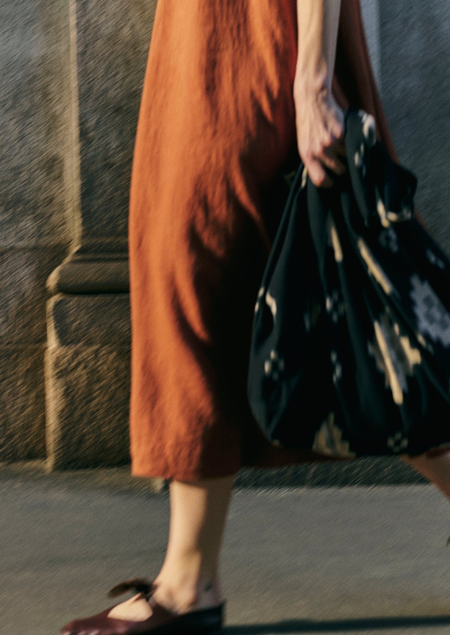 Fugue Ikat Bag | Midnight/Sand