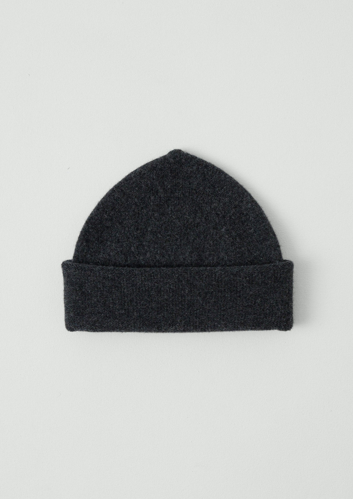 Washed Lambswool Beanie | Charcoal