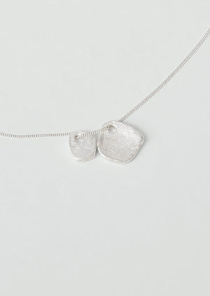 Emily Nixon Silver Quoit Necklace | Silver