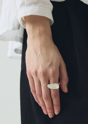 Emily Nixon Quoit Silver Ring | Silver