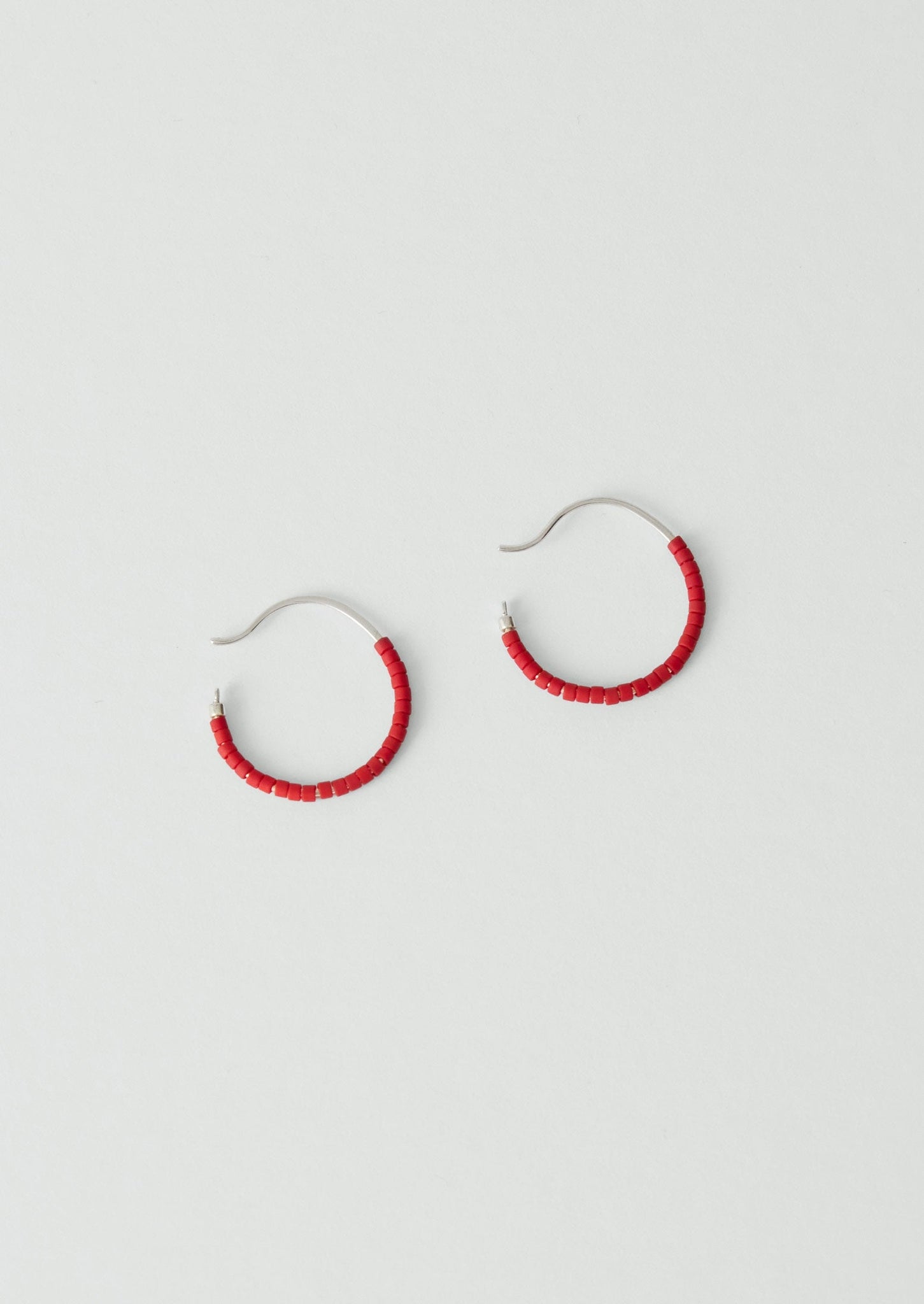 Helena Rohner Miyuki Glass Small Hoop Earrings | Tomato