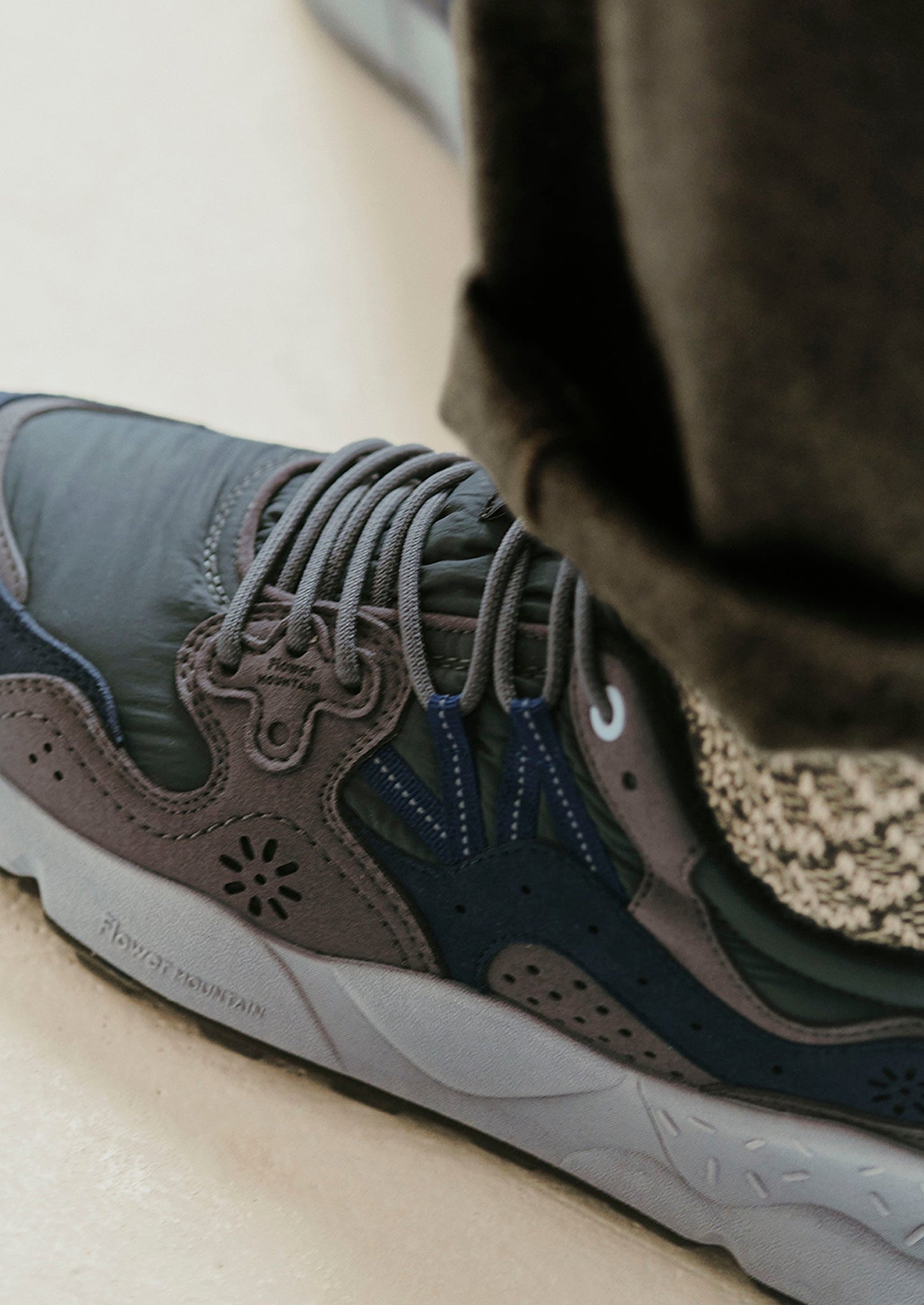 Flower Mountain Yamano Panelled Trainers | Charcoal
