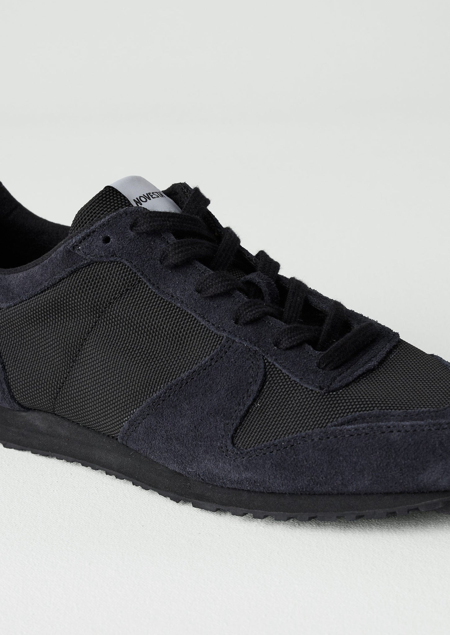 Novesta Marathon Trail Sole Trainers | Oil