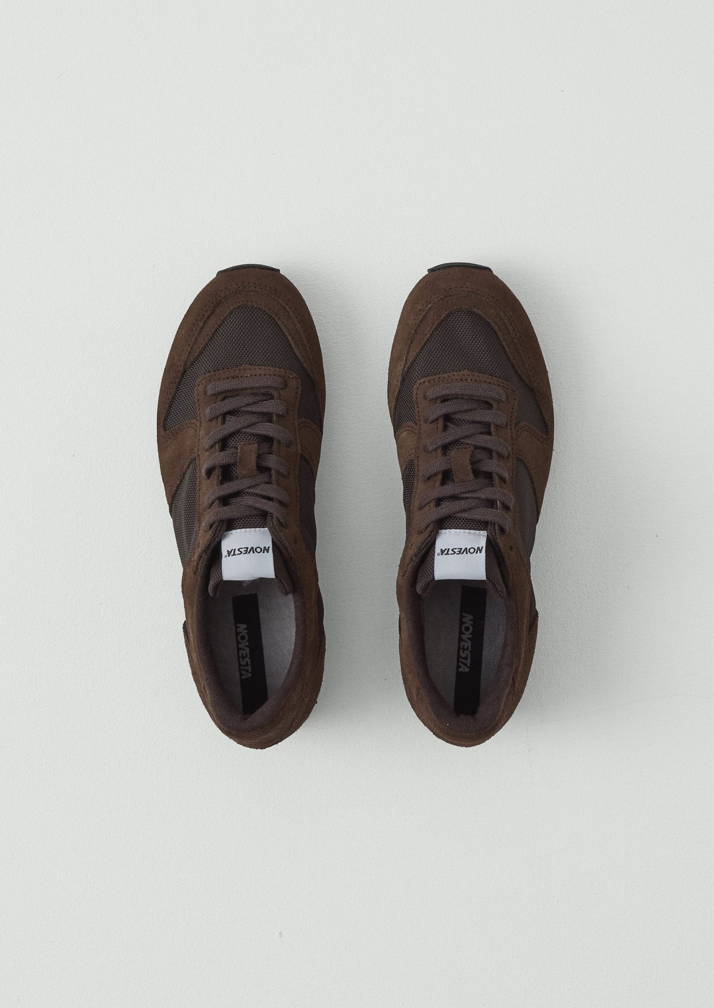 Novesta Marathon Trail Trainers | Bitter Chocolate