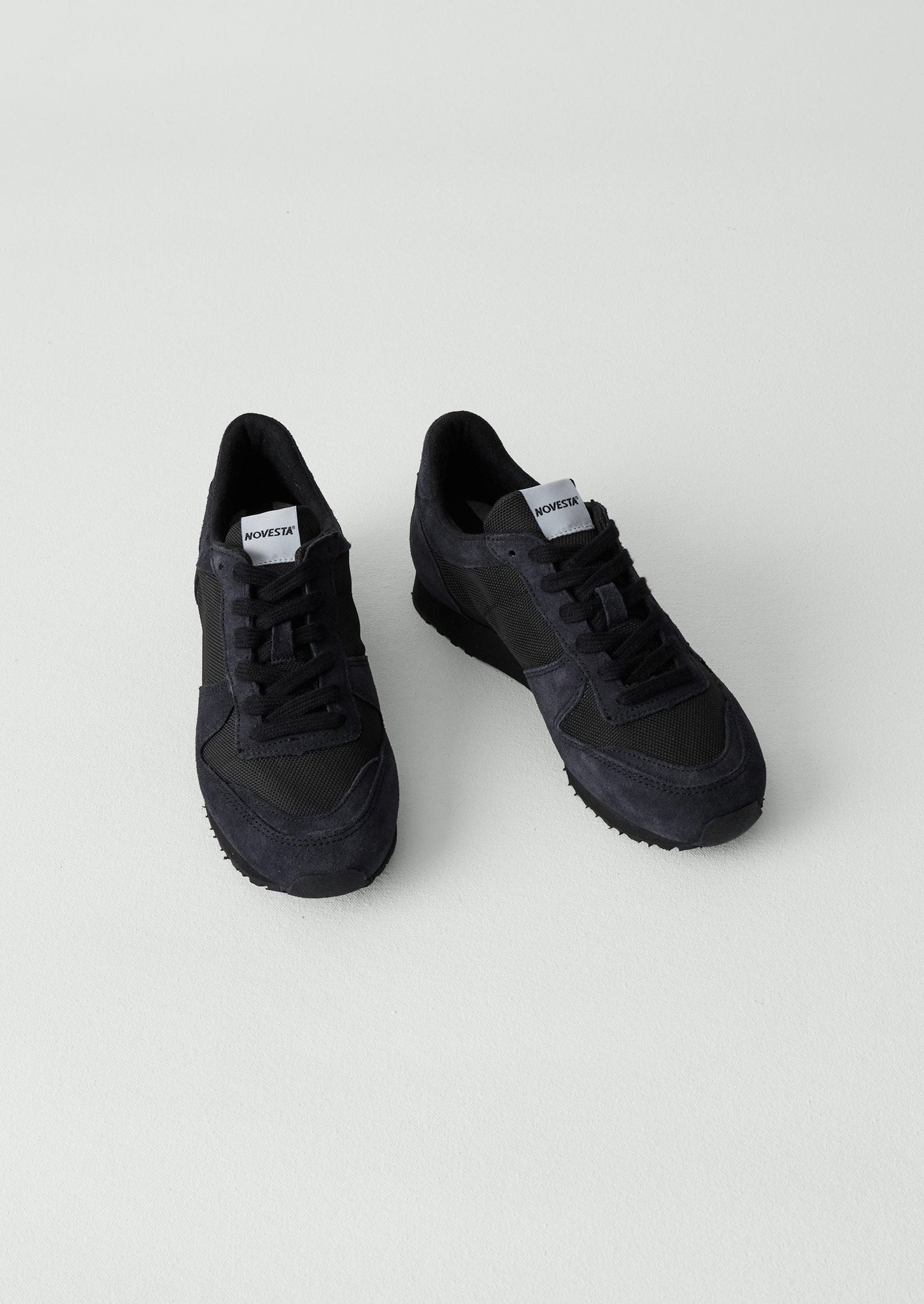 Novesta Marathon Trail Trainers | Oil