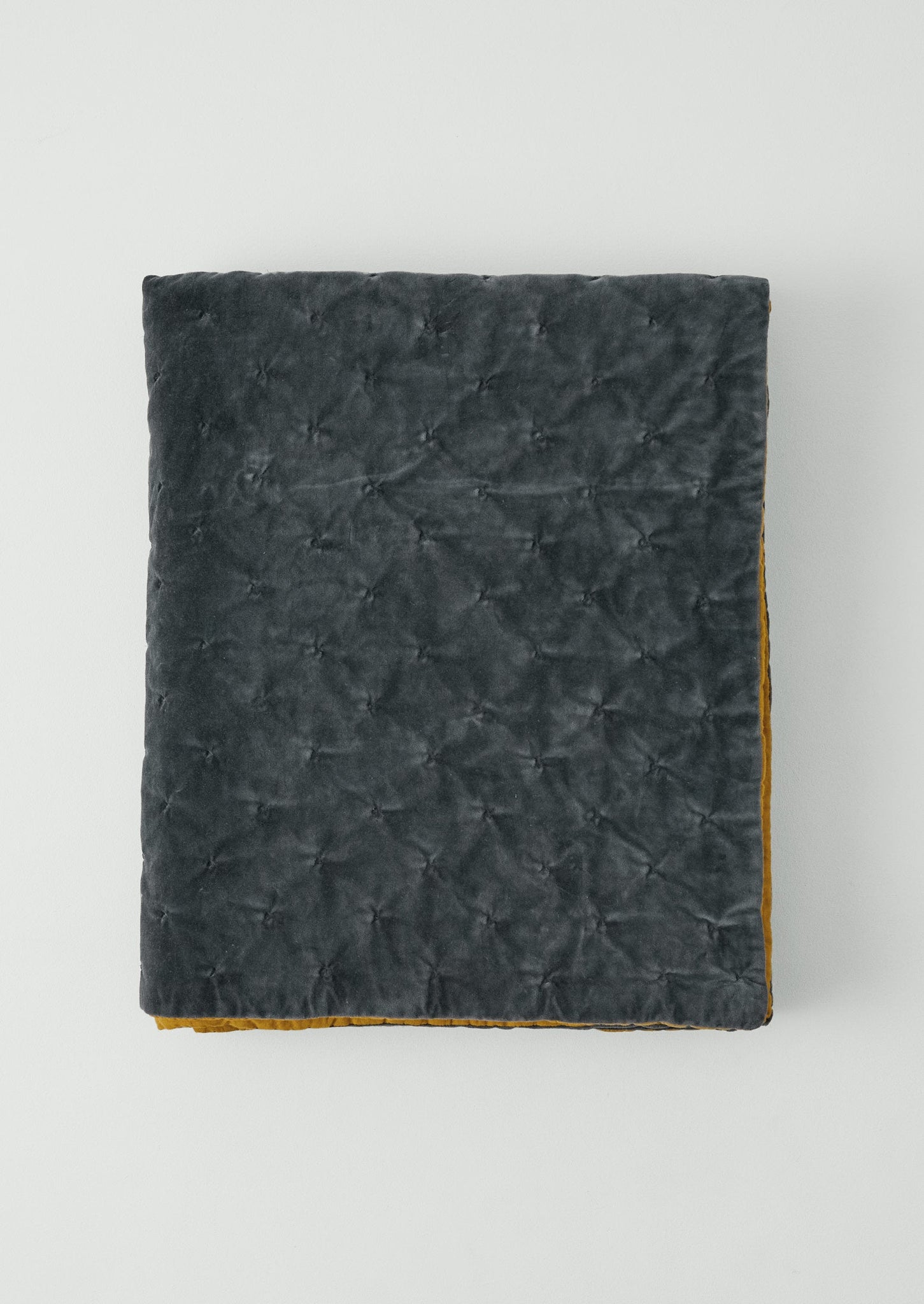 Contrast Colour Organic Velvet Quilt | Slate/Lichen