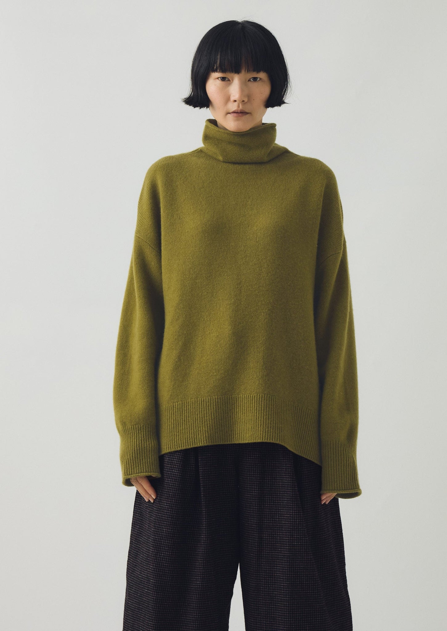 Roll Neck Wool Cashmere Sweater | Pear