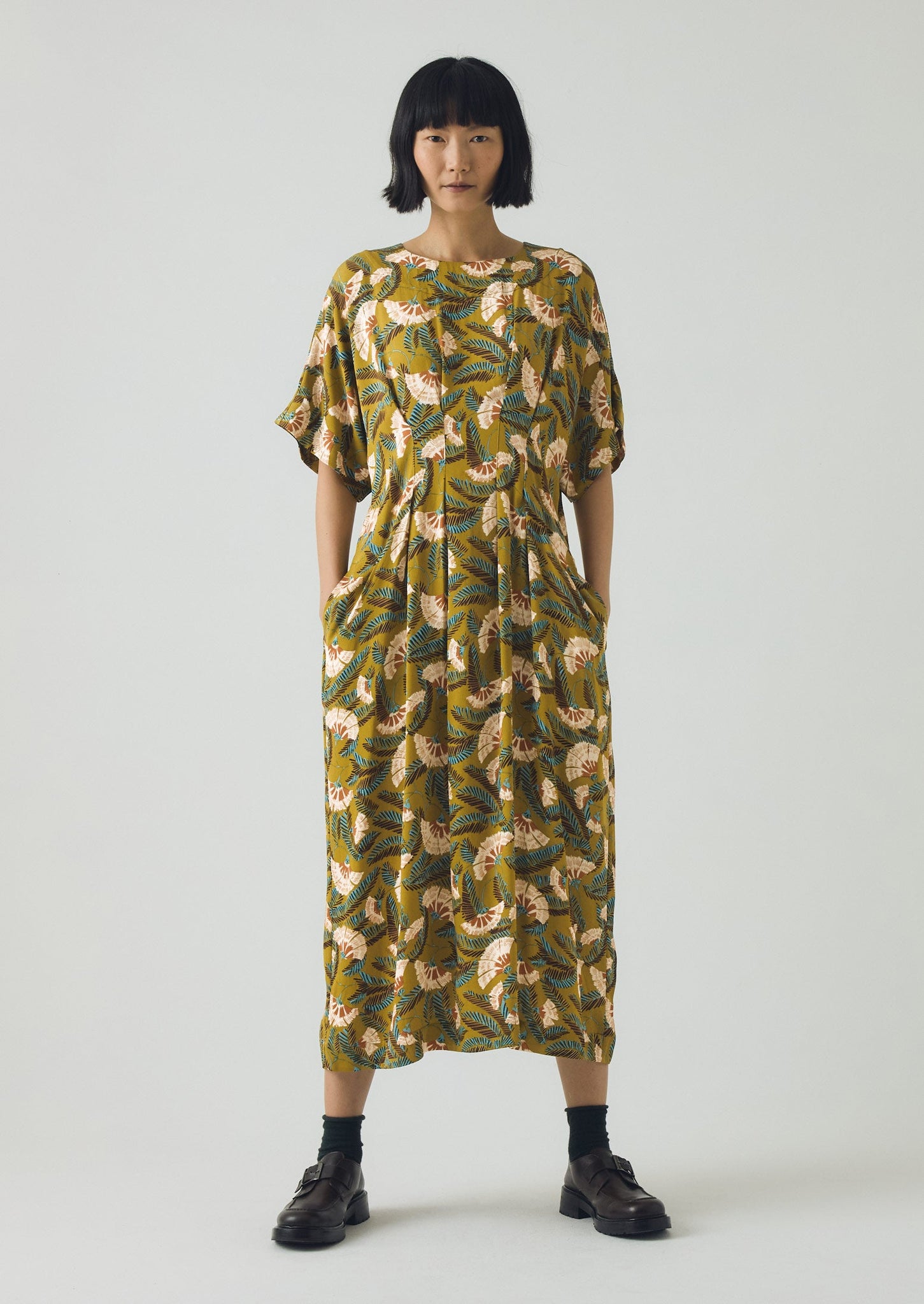Dianthus Print Pleated Waist Dress | Golden Lime